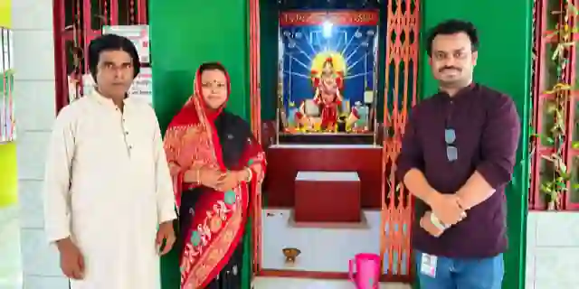 ঐতিহ্যের টানে ইছামতি মাতৃমন্দিরে বিনয়বাঁশী শিল্পীগোষ্ঠীর নেতৃবৃন্দ